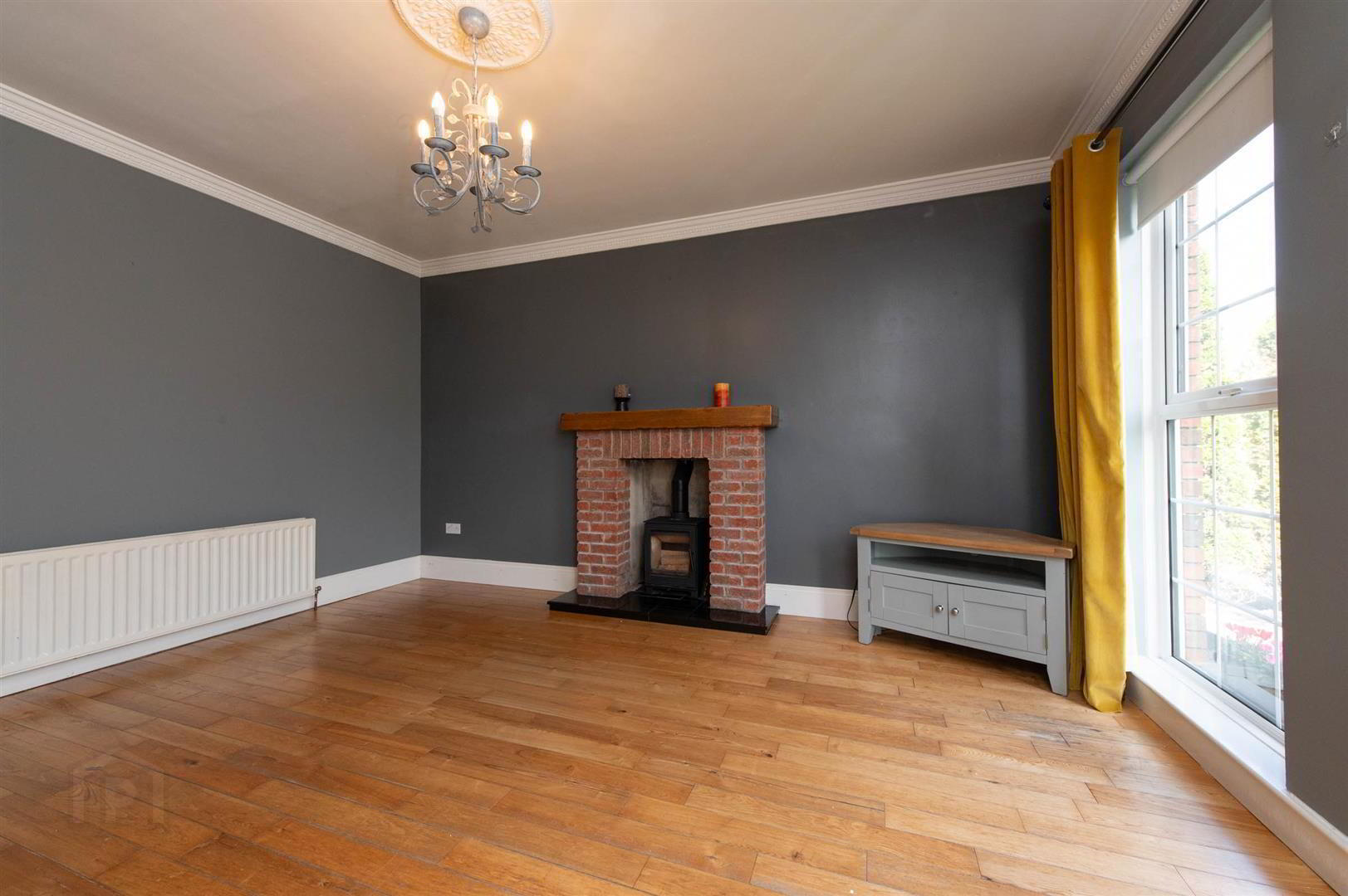 1 Demesne Avenue 5 of 34