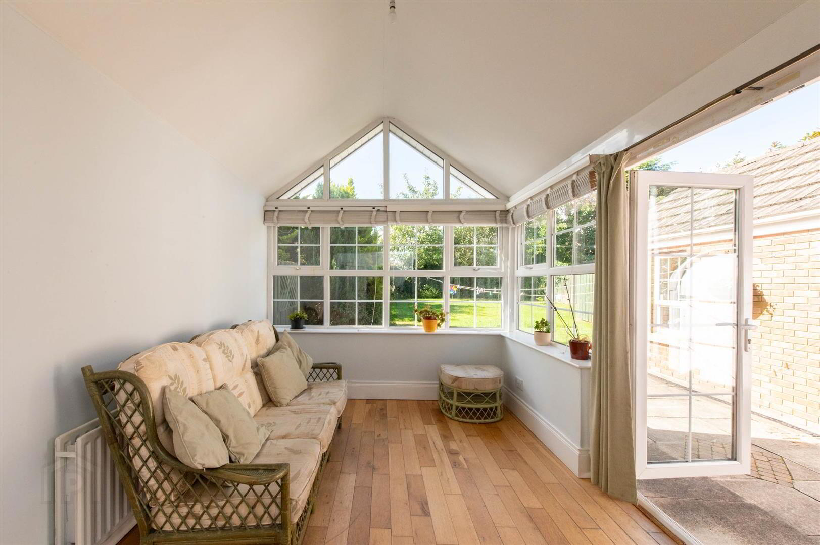 1 Demesne Avenue 14 of 34