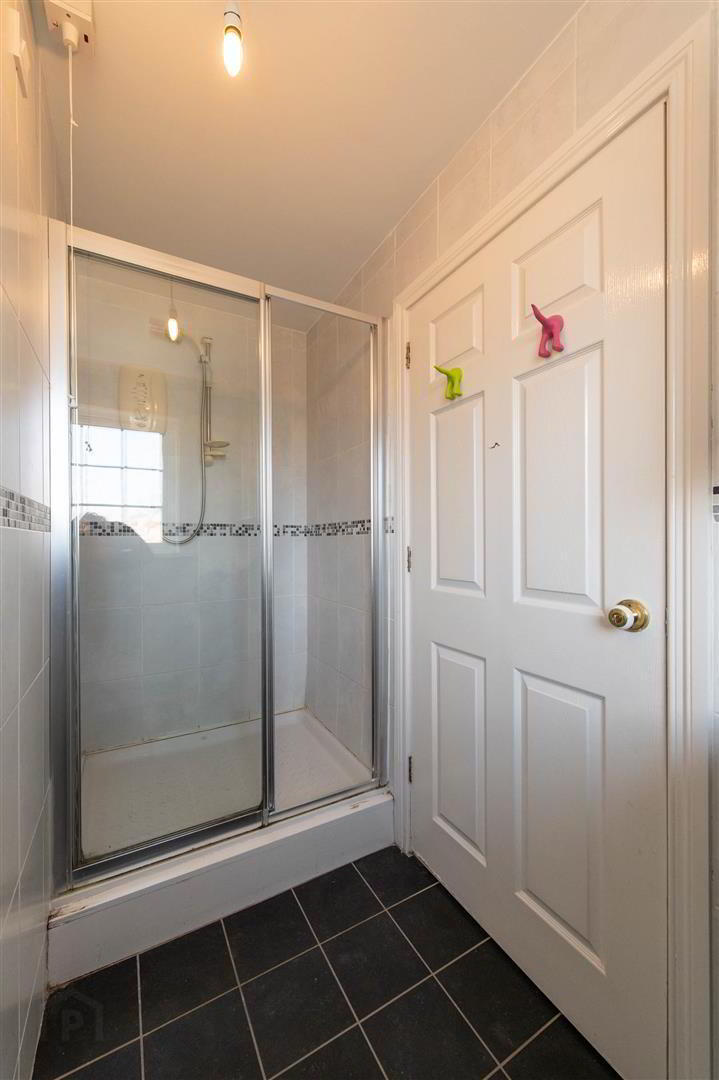 1 Demesne Avenue 18 of 34