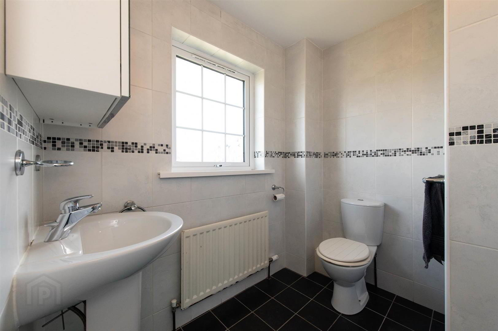 1 Demesne Avenue 17 of 34