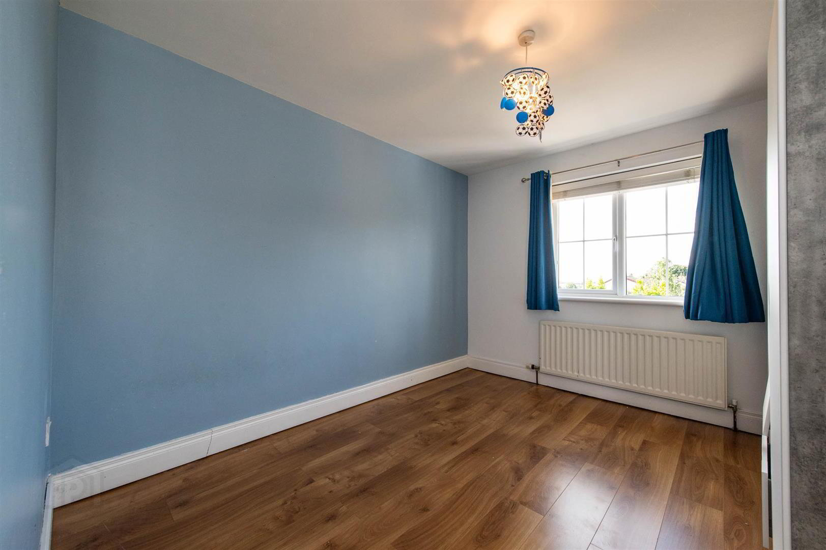1 Demesne Avenue 20 of 34