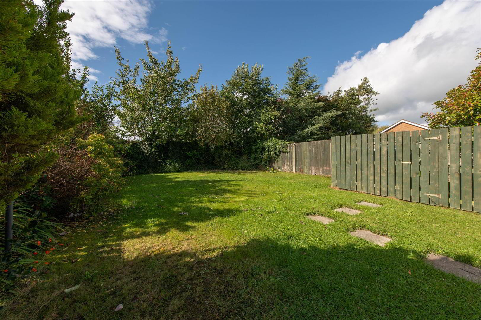 1 Demesne Avenue 27 of 34