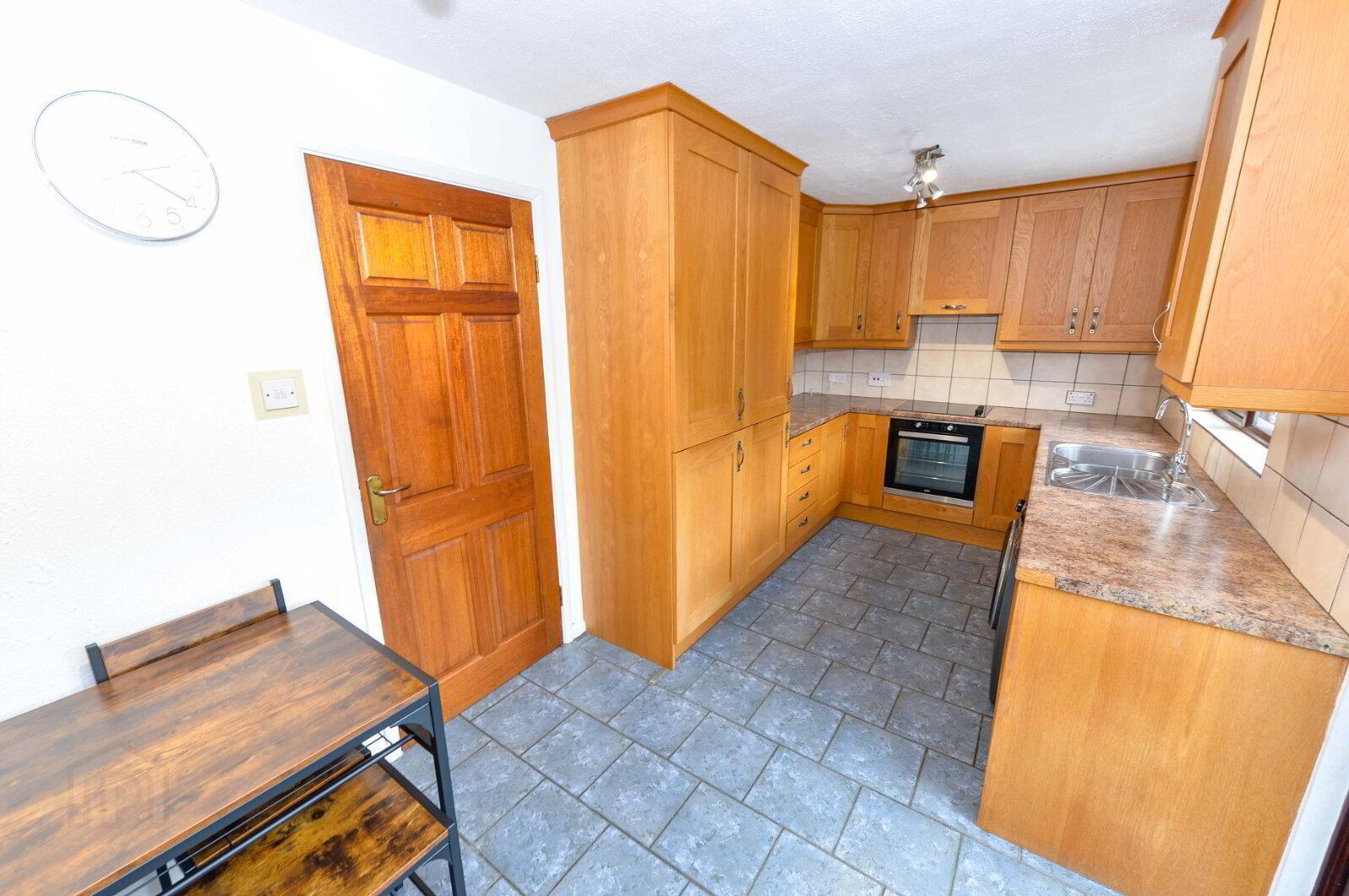 14 Strathearn Mews 6 of 14