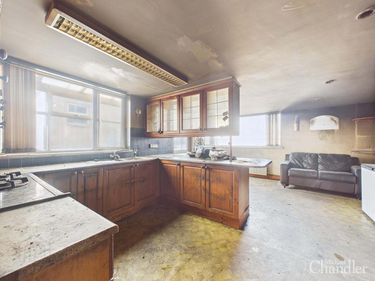 70 Downshire Road 5 of 24
