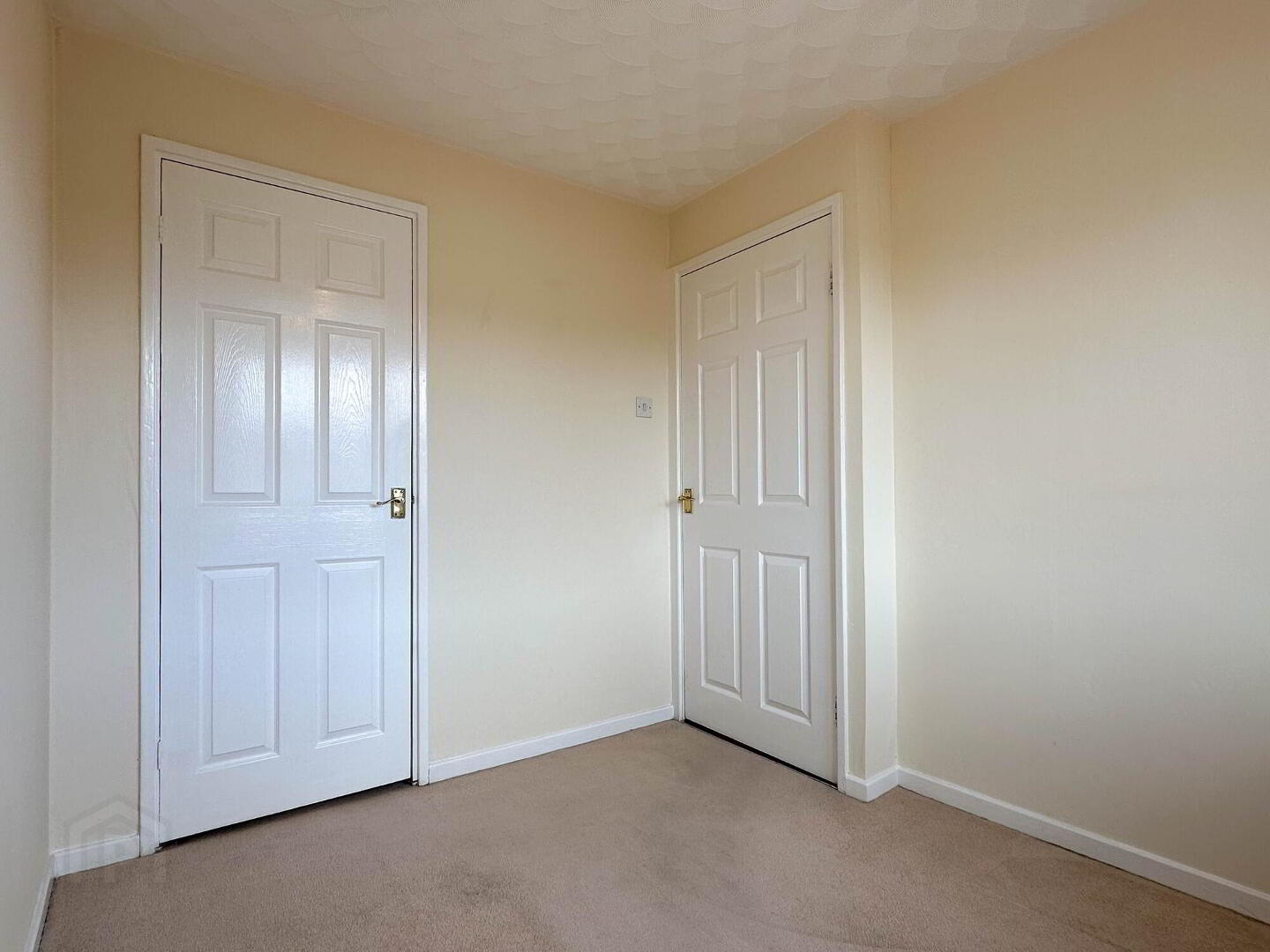 8 Redthorn Court 26 of 37