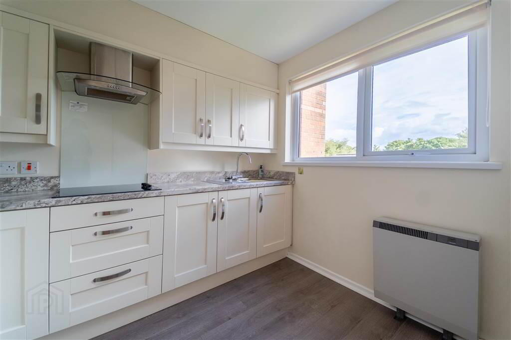 6 Ballyholme Court 7 of 13