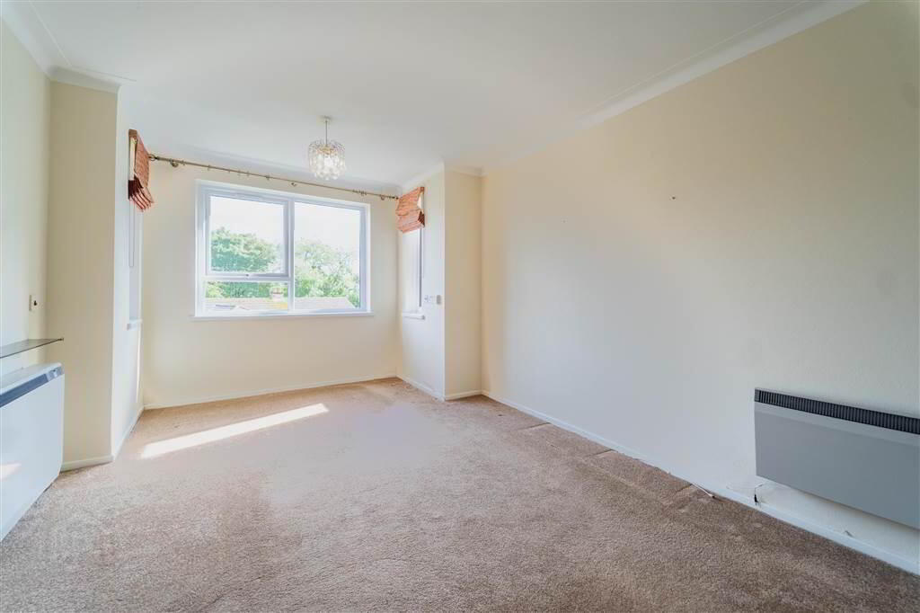 6 Ballyholme Court 5 of 13