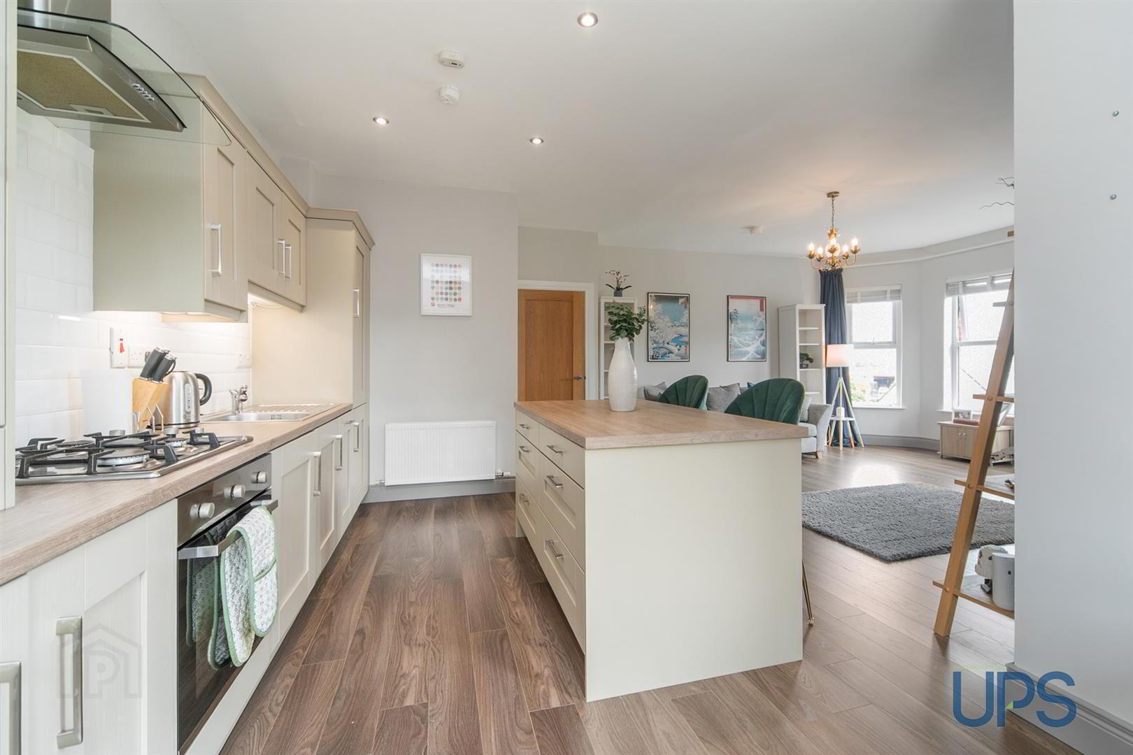 Apartment 8 2 Eaton Park 9 of 28