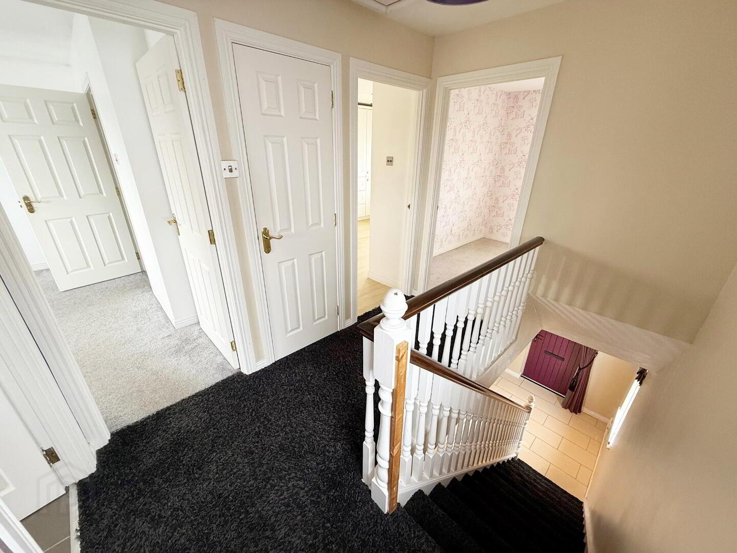 32 Greenhall Manor 9 of 20