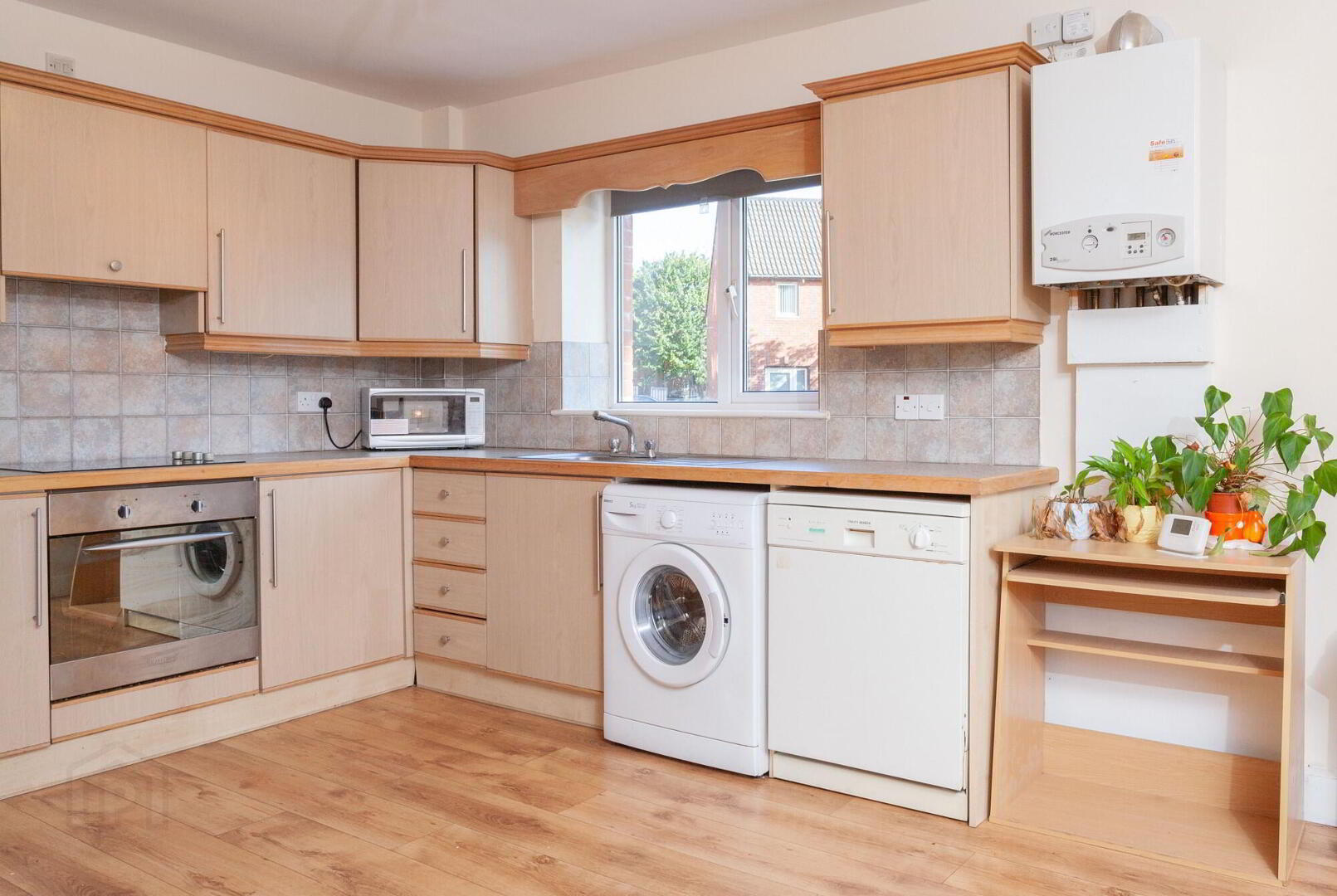 3 Laganview Court 9 of 18