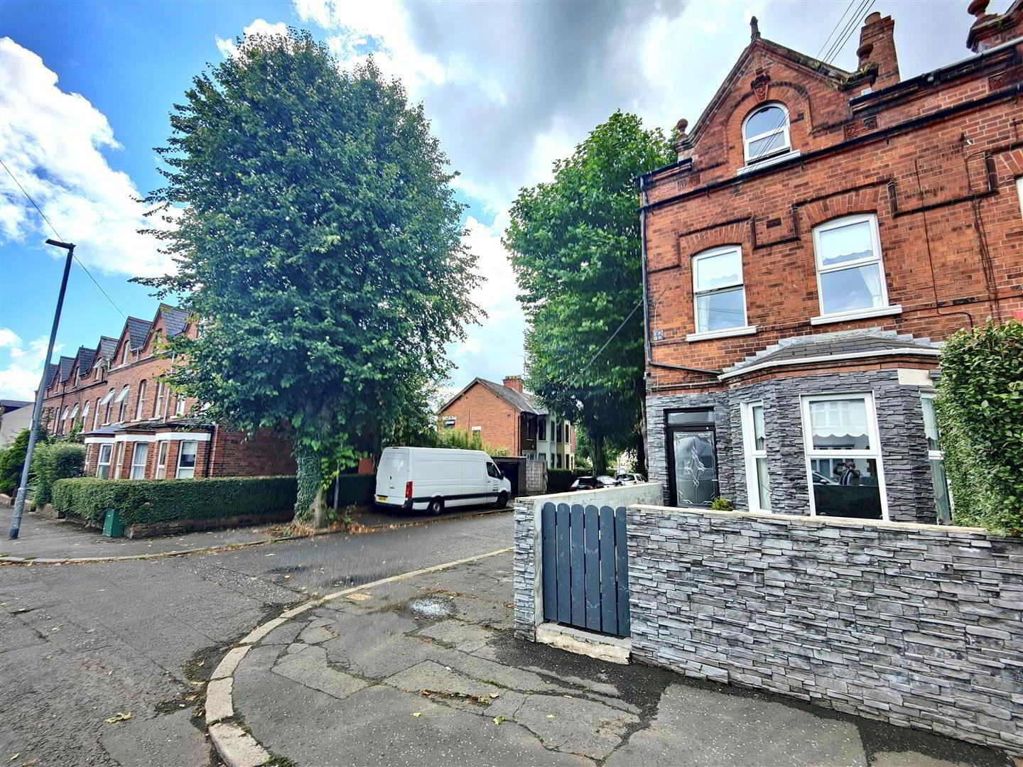 property description image