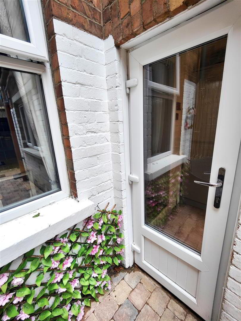 53 Skegoneill Avenue 40 of 43