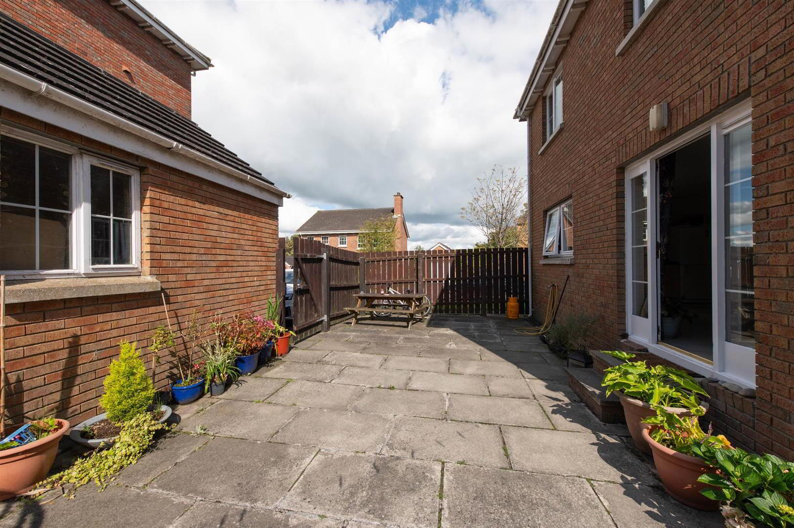 11 Demesne Road 22 of 27
