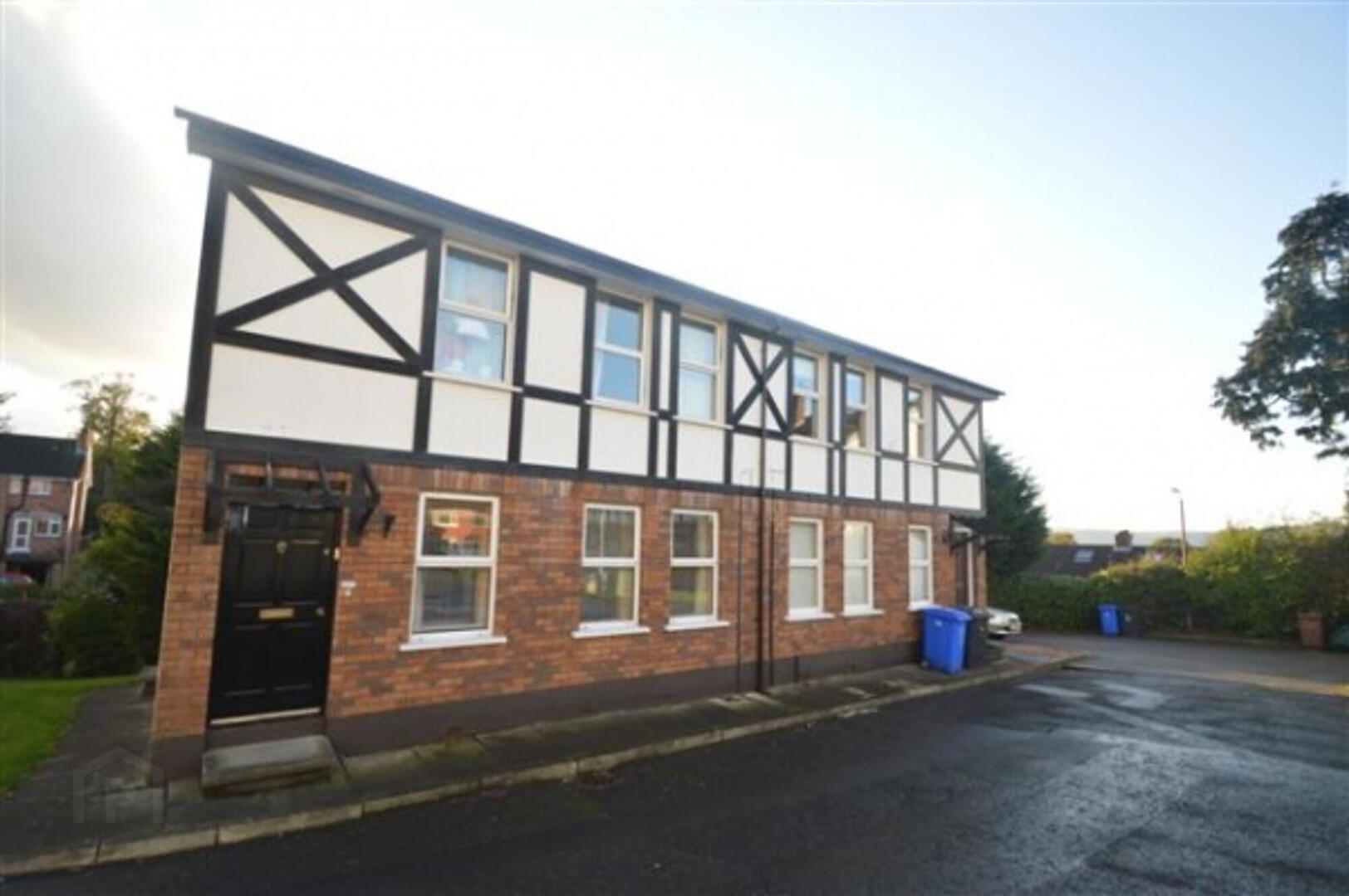 Apt 2, 13 Helgor Park Mews 1 of 15