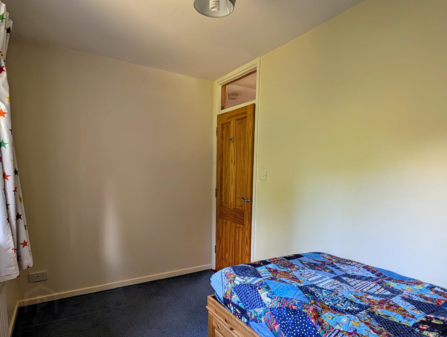 9 Riverview Avenue 22 of 34