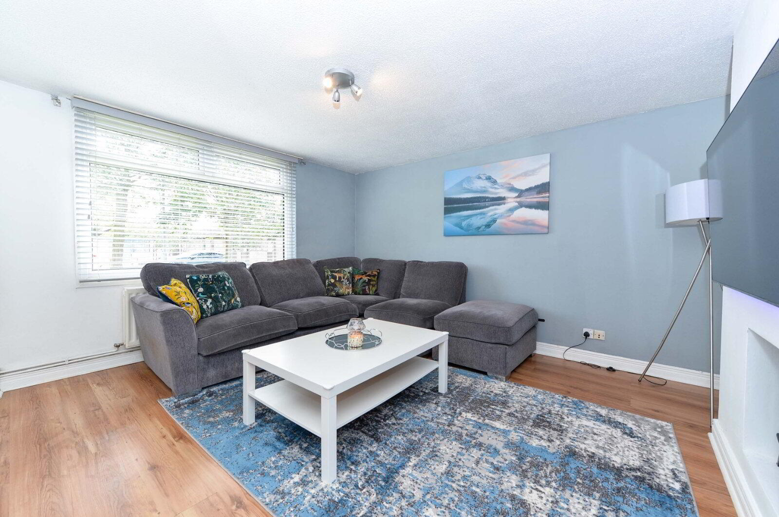 31 Culross Drive 3 of 11