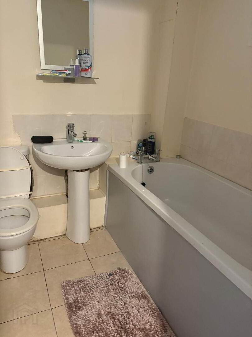 185 Glenowen Park 4 of 4