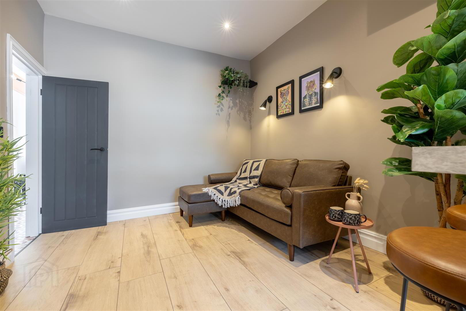 82 Northbrook Street 9 of 29