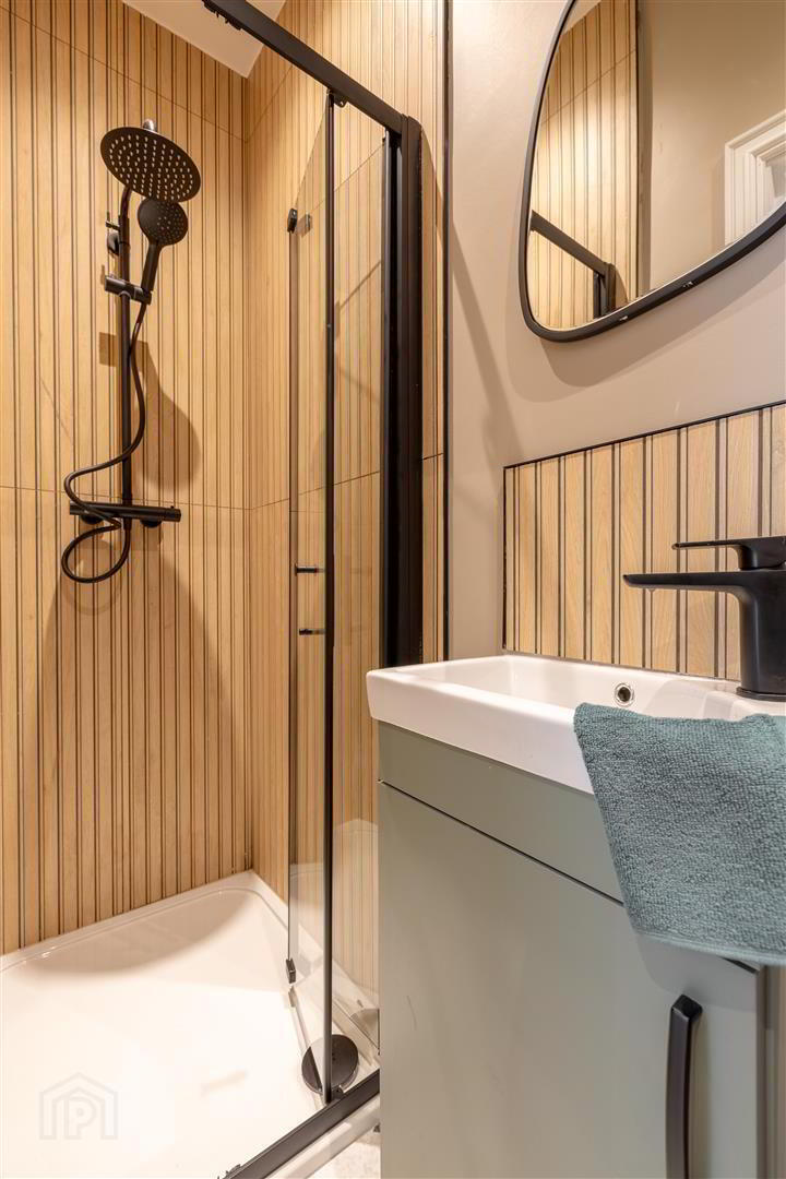 82 Northbrook Street 29 of 29