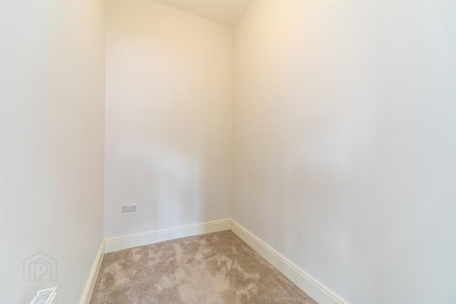1 Harberton Lane 15 of 27