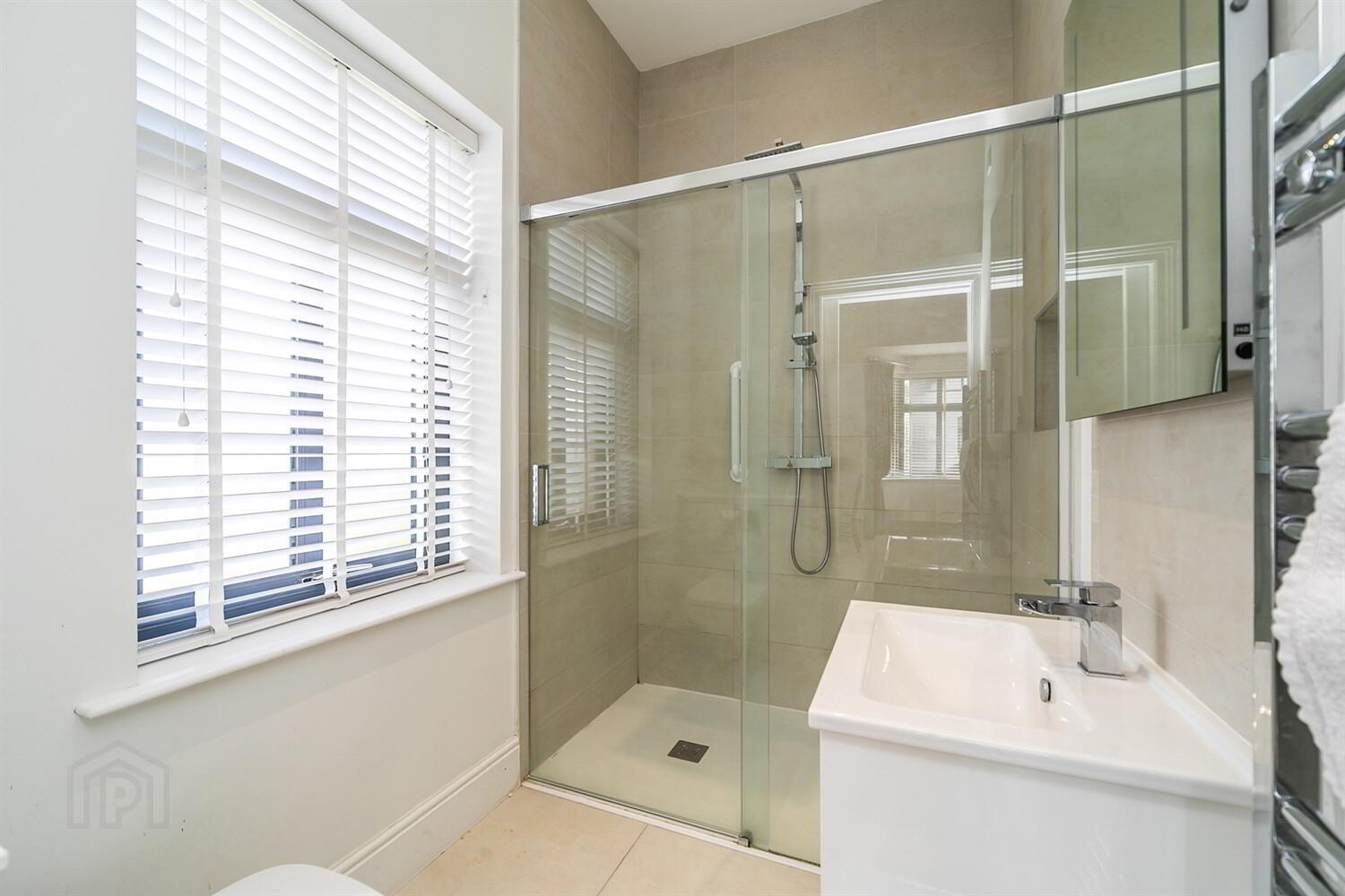 1 Harberton Lane 16 of 27
