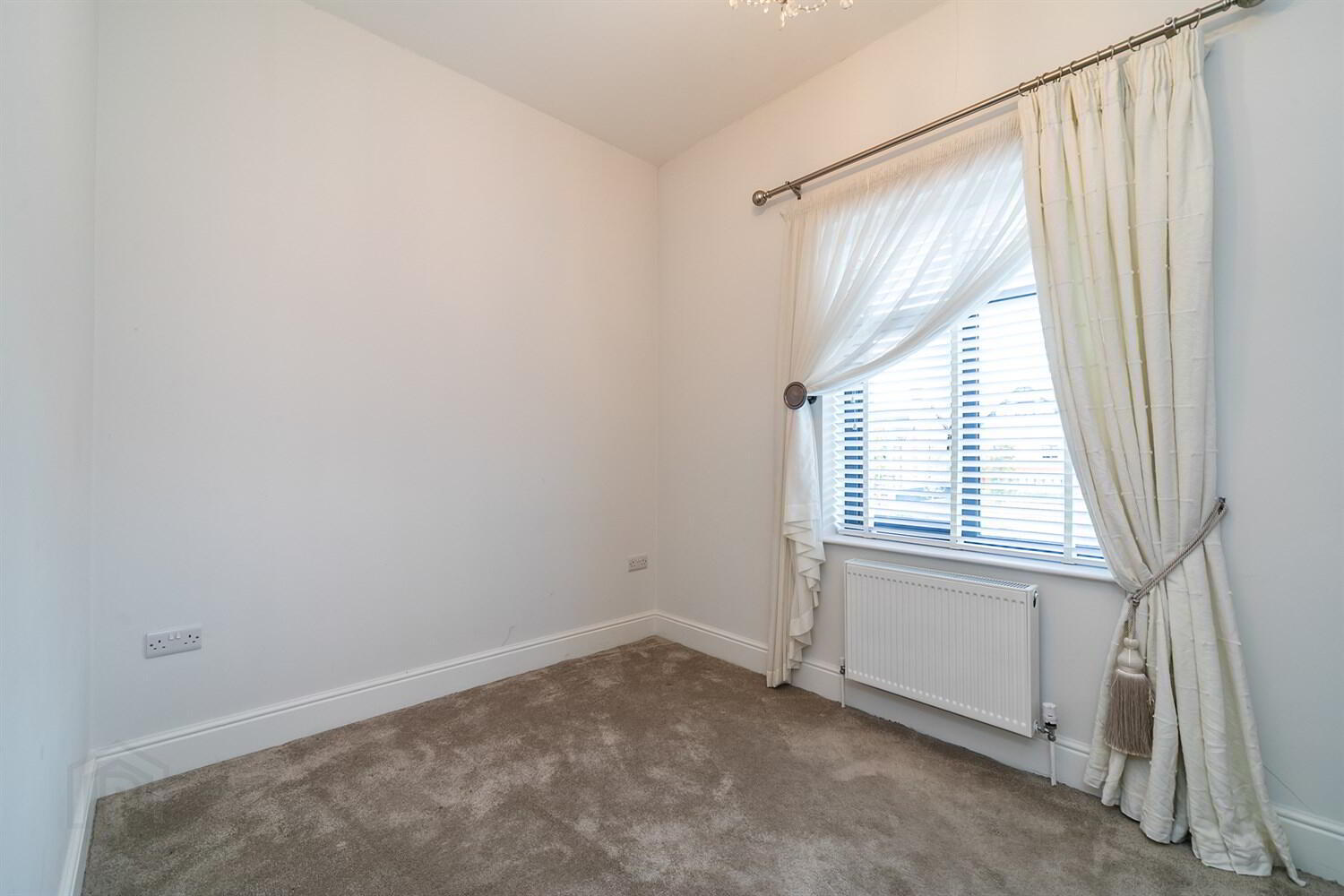 1 Harberton Lane 18 of 27