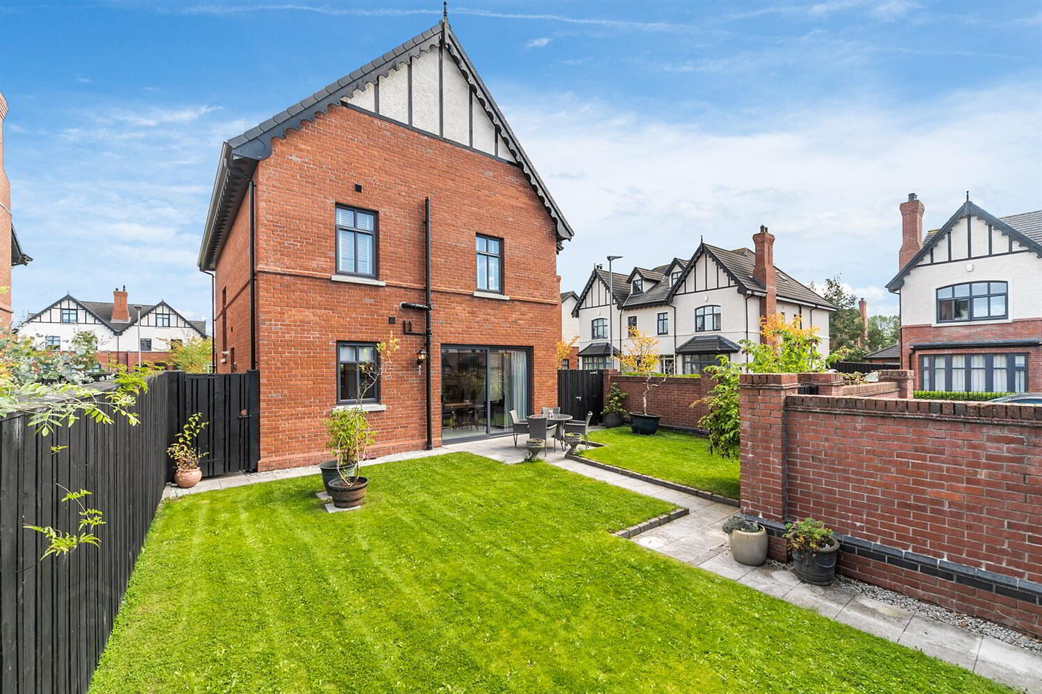 1 Harberton Lane 22 of 27