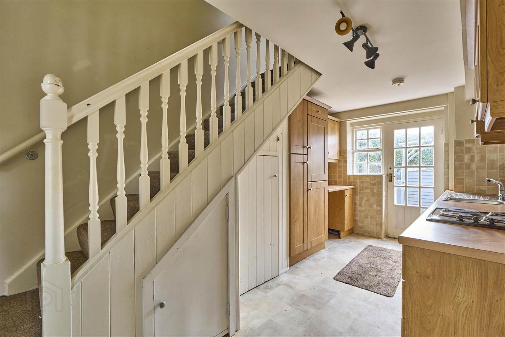 8 Brook Street 3 of 20