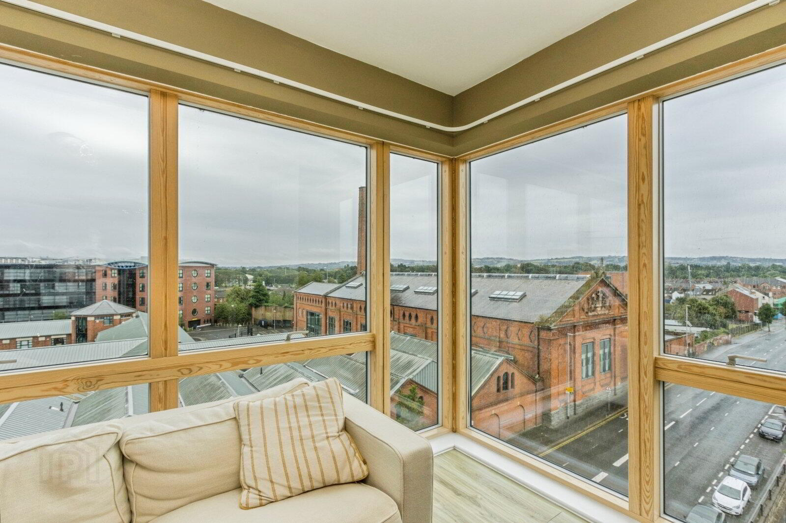 Apt 6.10 Portland 88, 55 Ormeau Road 7 of 22