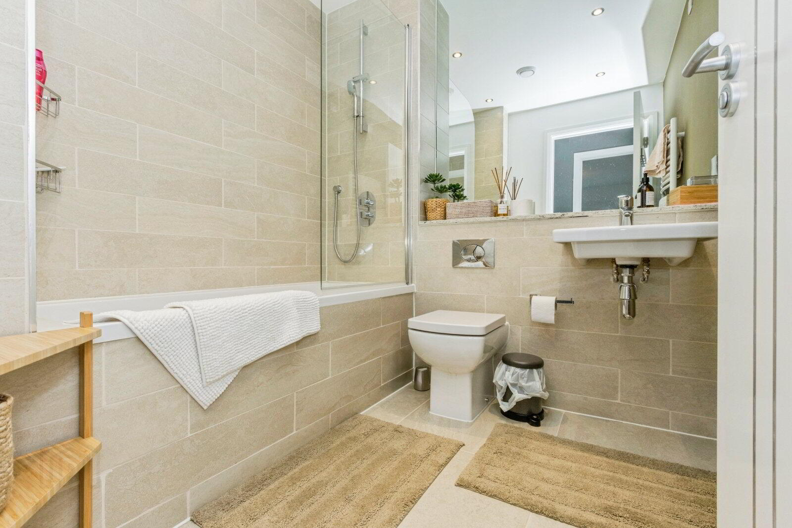Apt 6.10 Portland 88, 55 Ormeau Road 19 of 22