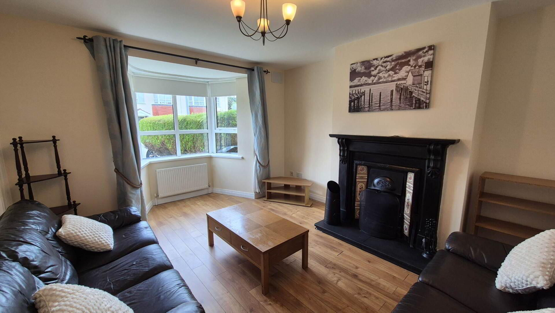 14 Whitethorn Park 3 of 20