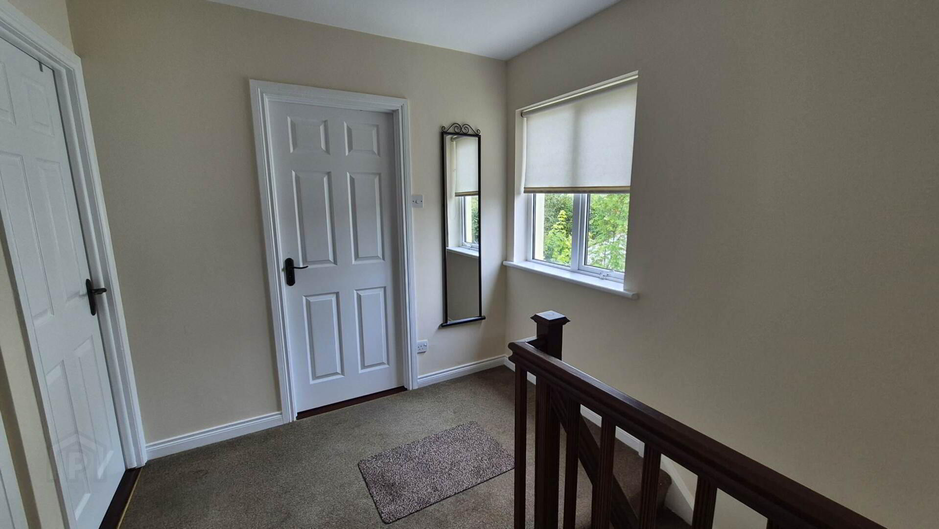 14 Whitethorn Park 8 of 20