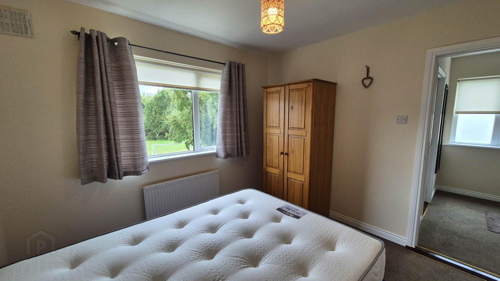 14 Whitethorn Park 14 of 20