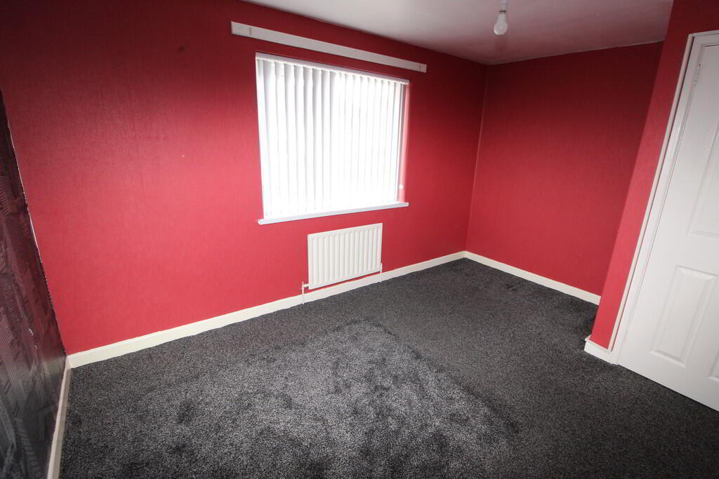 69 Rathcoole Drive 8 of 12
