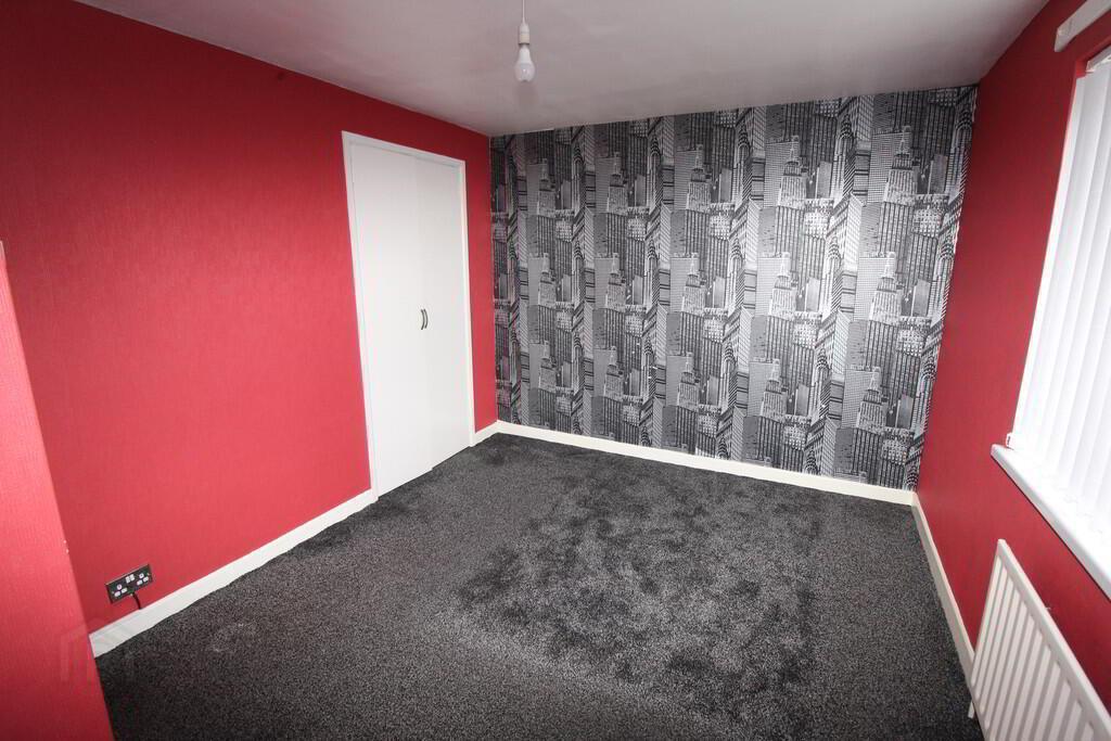 69 Rathcoole Drive 7 of 12