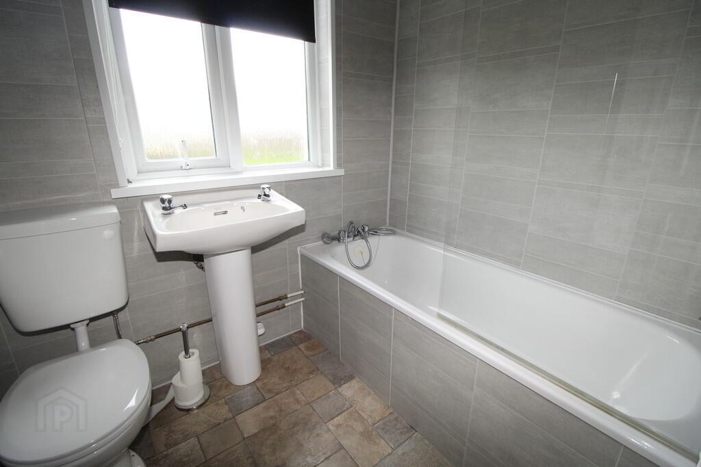 69 Rathcoole Drive 11 of 12