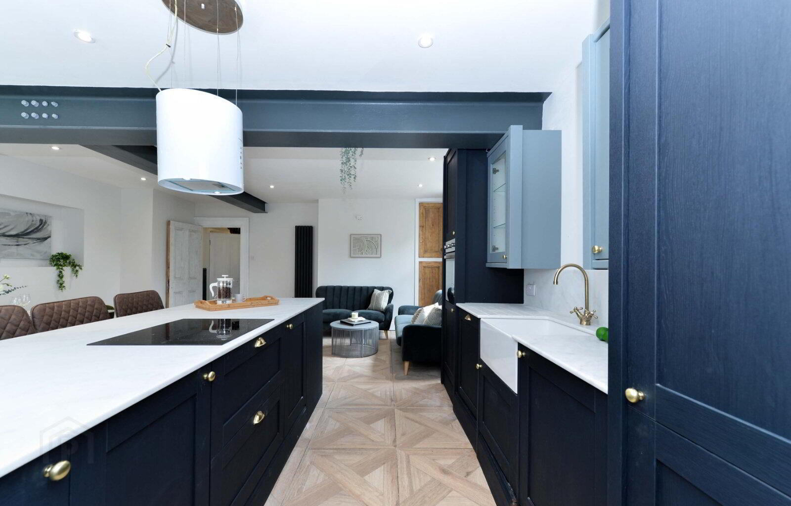 25 Kirkliston Drive 13 of 49
