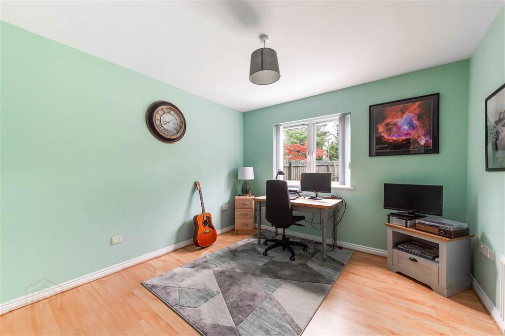 45 St Annes Road 7 of 38
