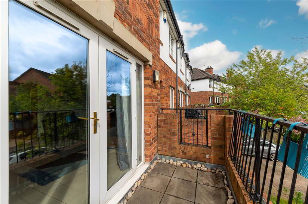 45 St Annes Road 16 of 38