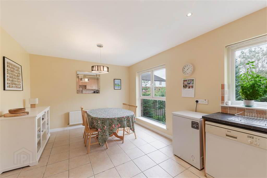 45 St Annes Road 22 of 38