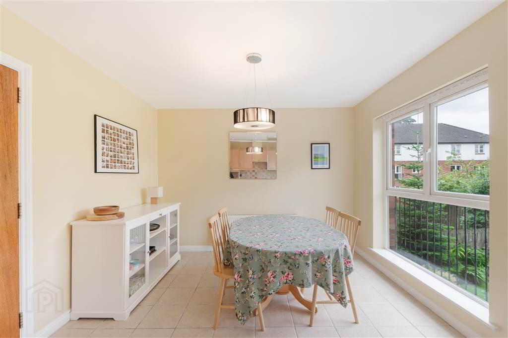 45 St Annes Road 23 of 38