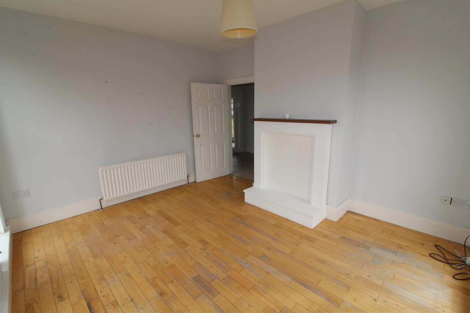 4 Demesne Crescent 3 of 14