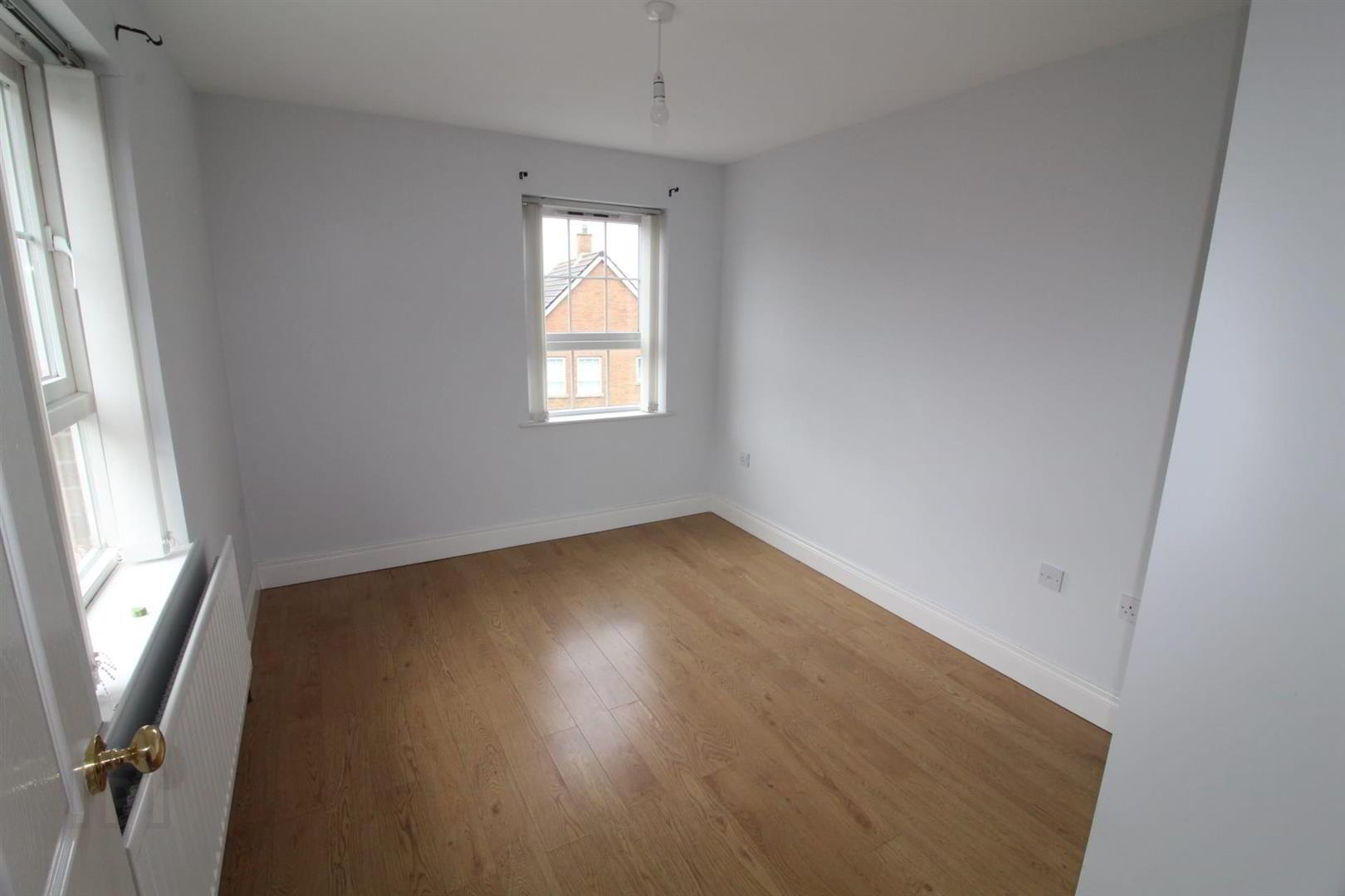 4 Demesne Crescent 5 of 14