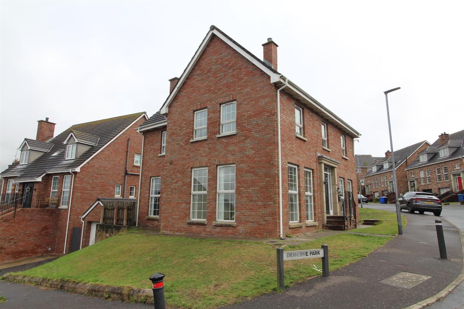 4 Demesne Crescent 11 of 14