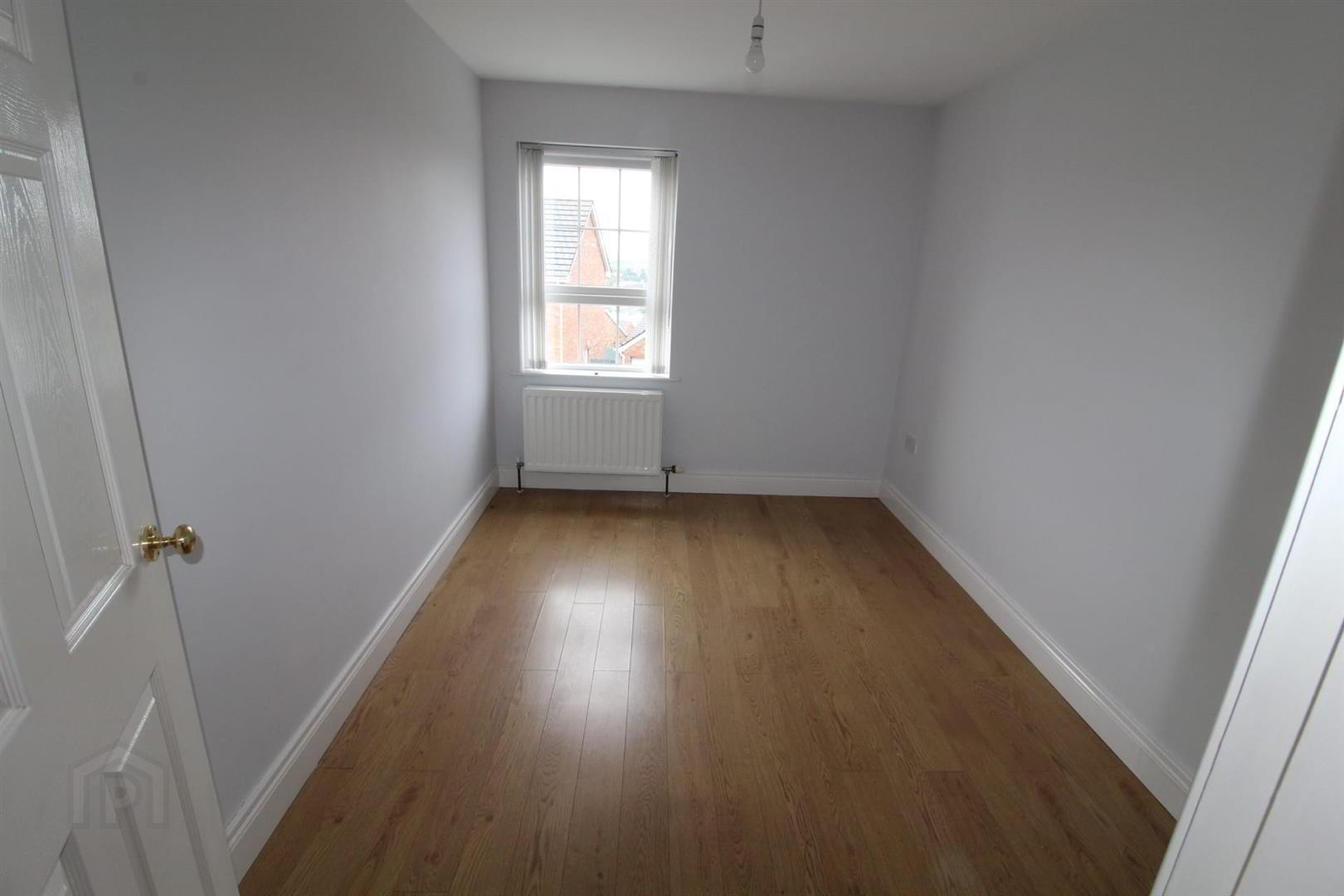 4 Demesne Crescent 10 of 14