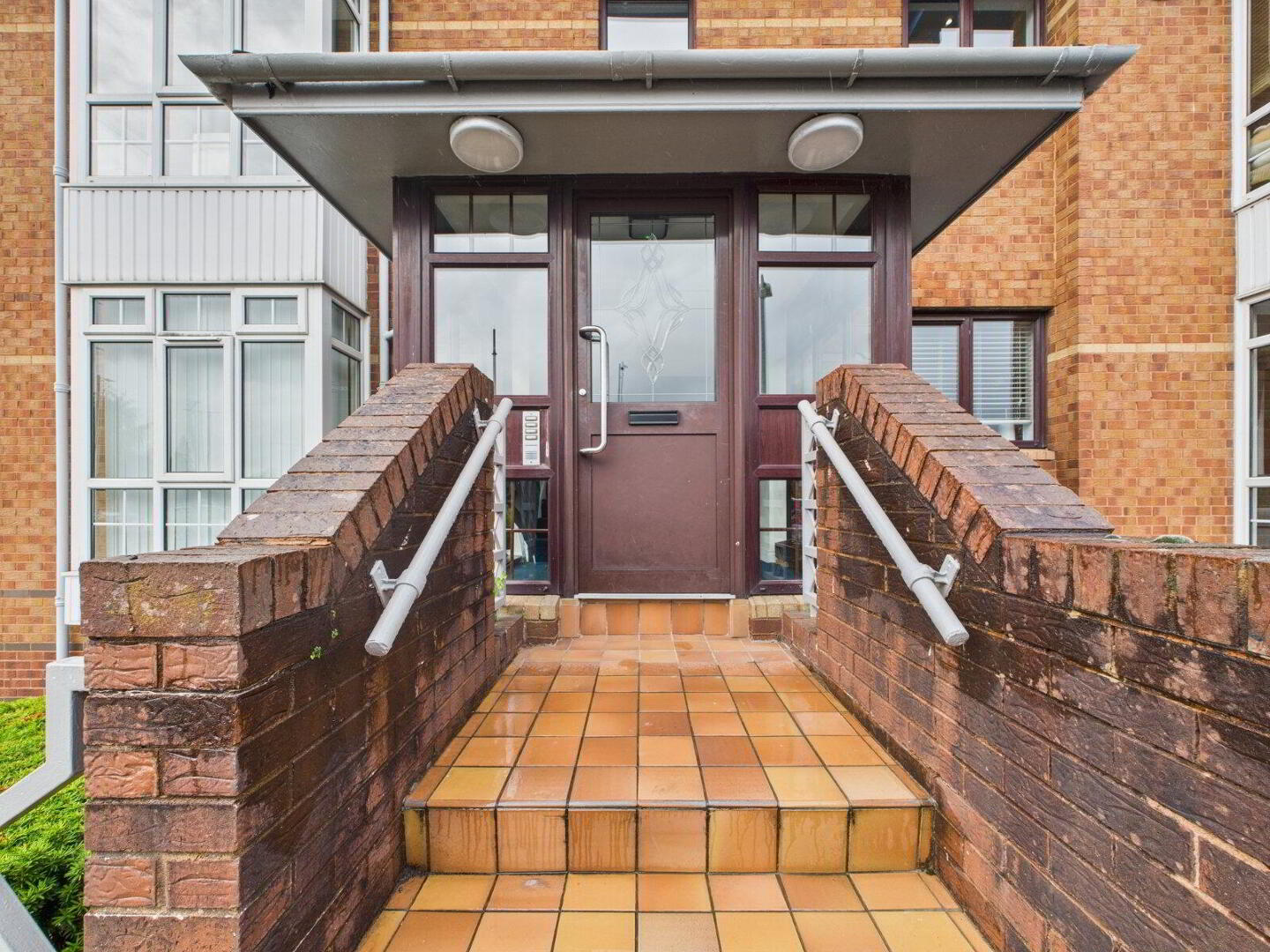 property description image
