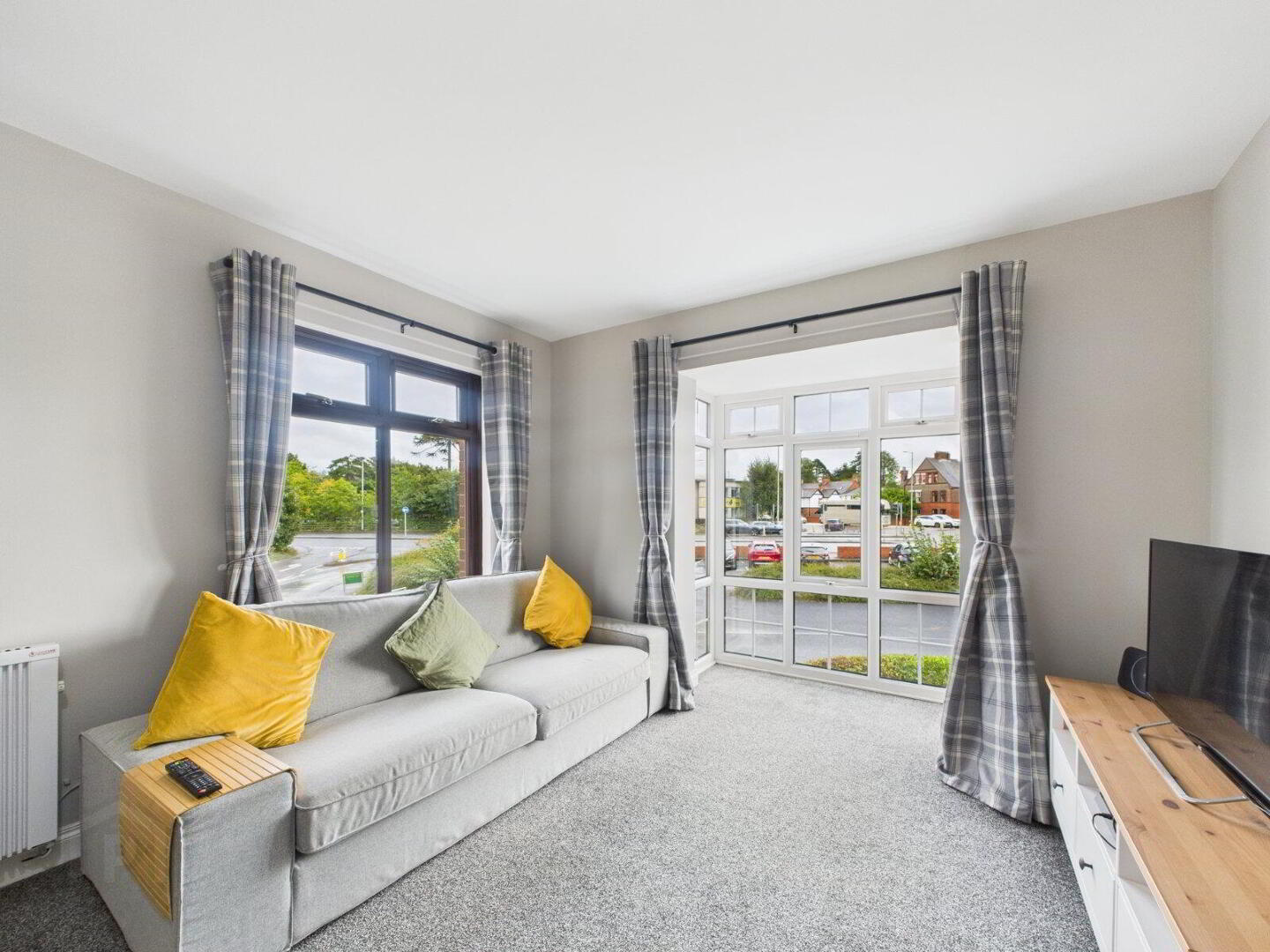 9 Hawthornden Mews 7 of 22
