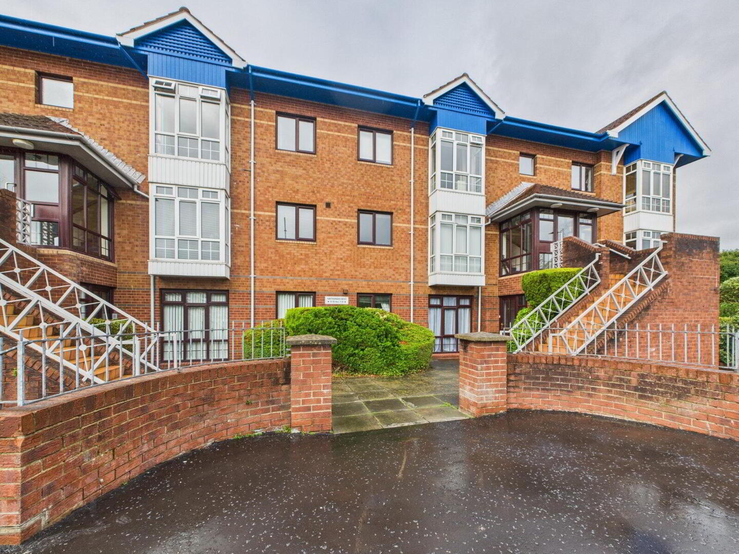 9 Hawthornden Mews 20 of 22