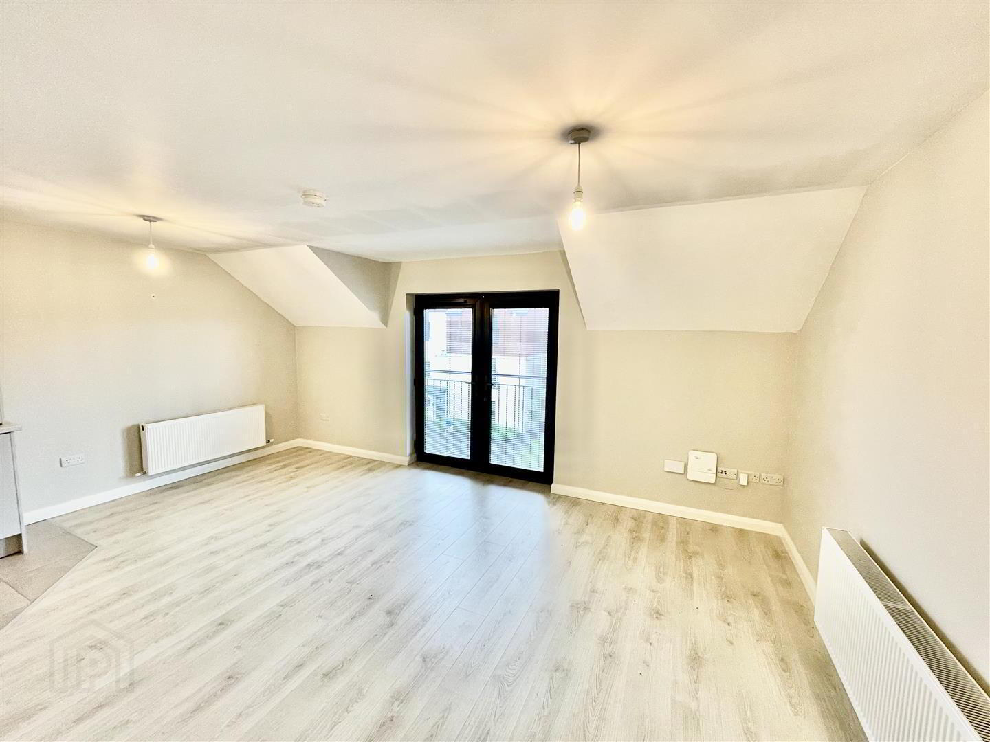 Apt, 42, 5 Faulkner Road 3 of 12