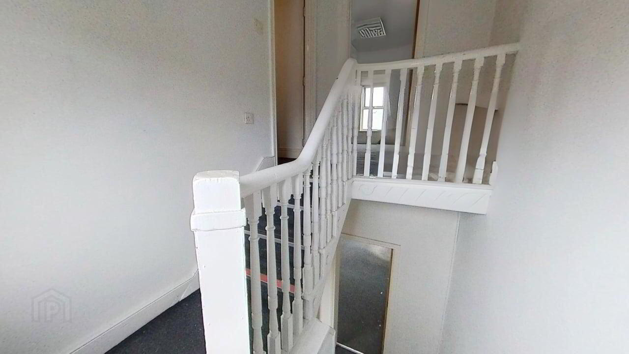 419 - 421 Newtownards Road 13 of 16